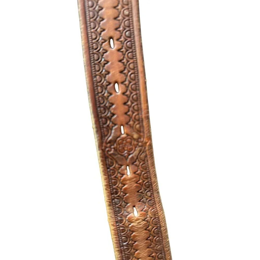 Handcrafted Cowhide Leather Belt Brass Buckle & Ornate Embossed Design 100/107 M